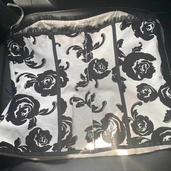 Selling because it didn’t fit - Picture 2 of 3